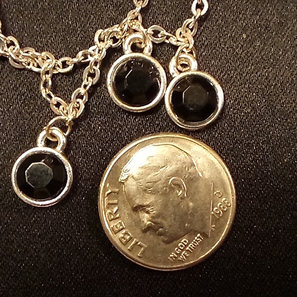 NWOT Silver Triple Layered Necklace with Black Beads - Picture 5 of 9